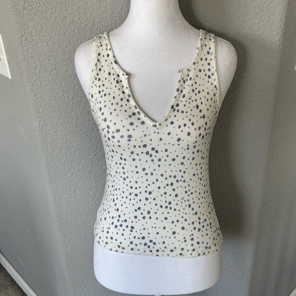 Eye Candy Ivory Floral Tank